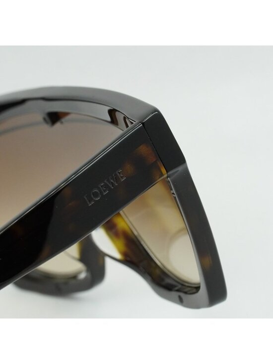 Loewe LW40012F 52F Sunglasses Dark Havana Shield Frame, Gradient Brown Lenses main image 5